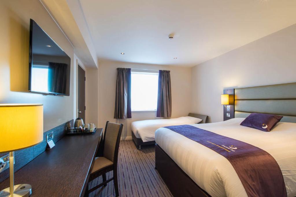 Premier Inn St. Albans/Bricket Wood Phòng bức ảnh