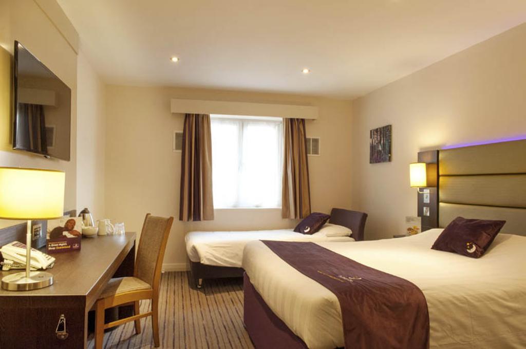 Premier Inn St. Albans/Bricket Wood Phòng bức ảnh